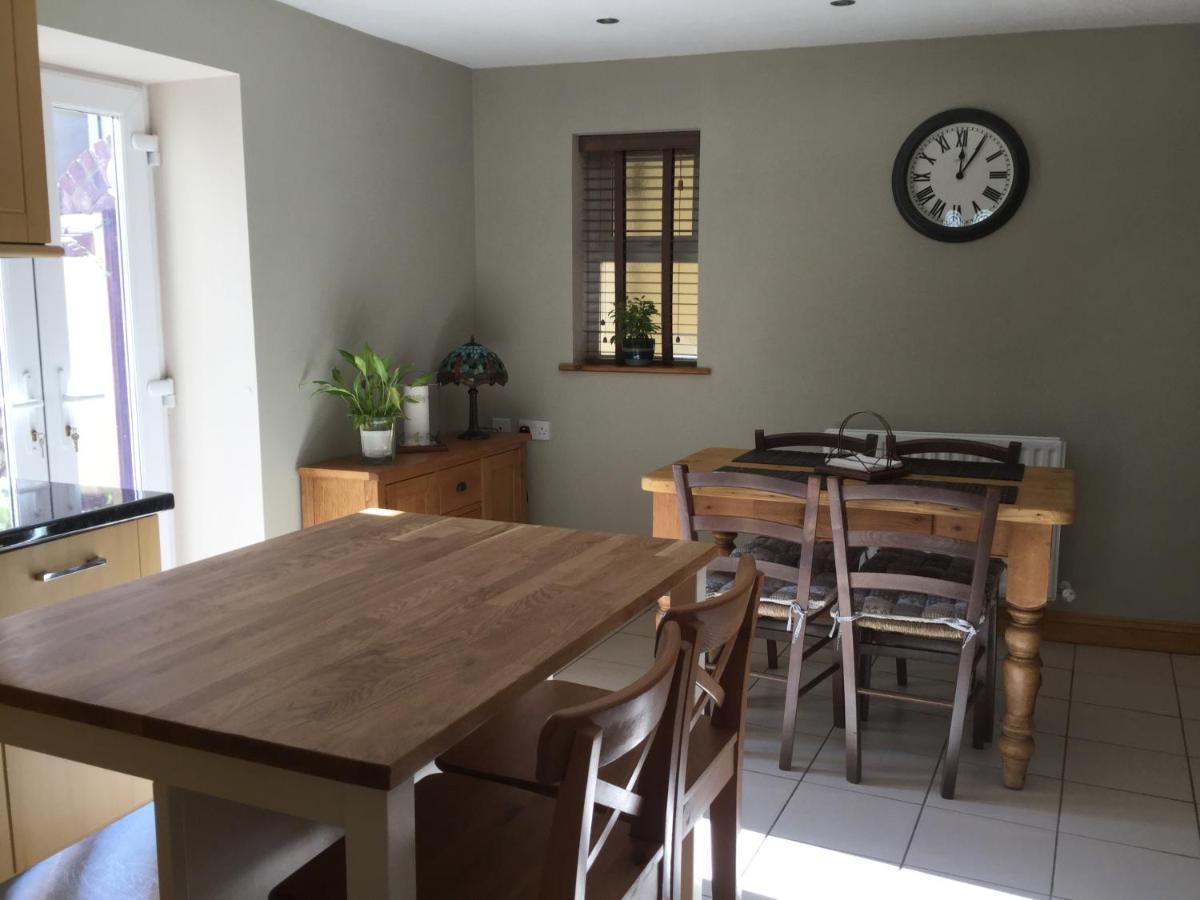 6 Beili Priory Abergavenny