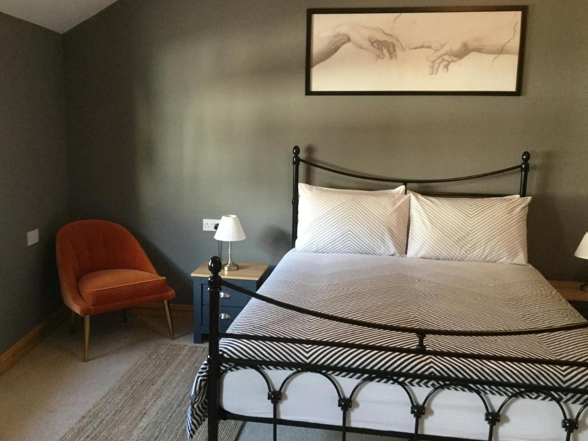 6 Beili Priory Abergavenny